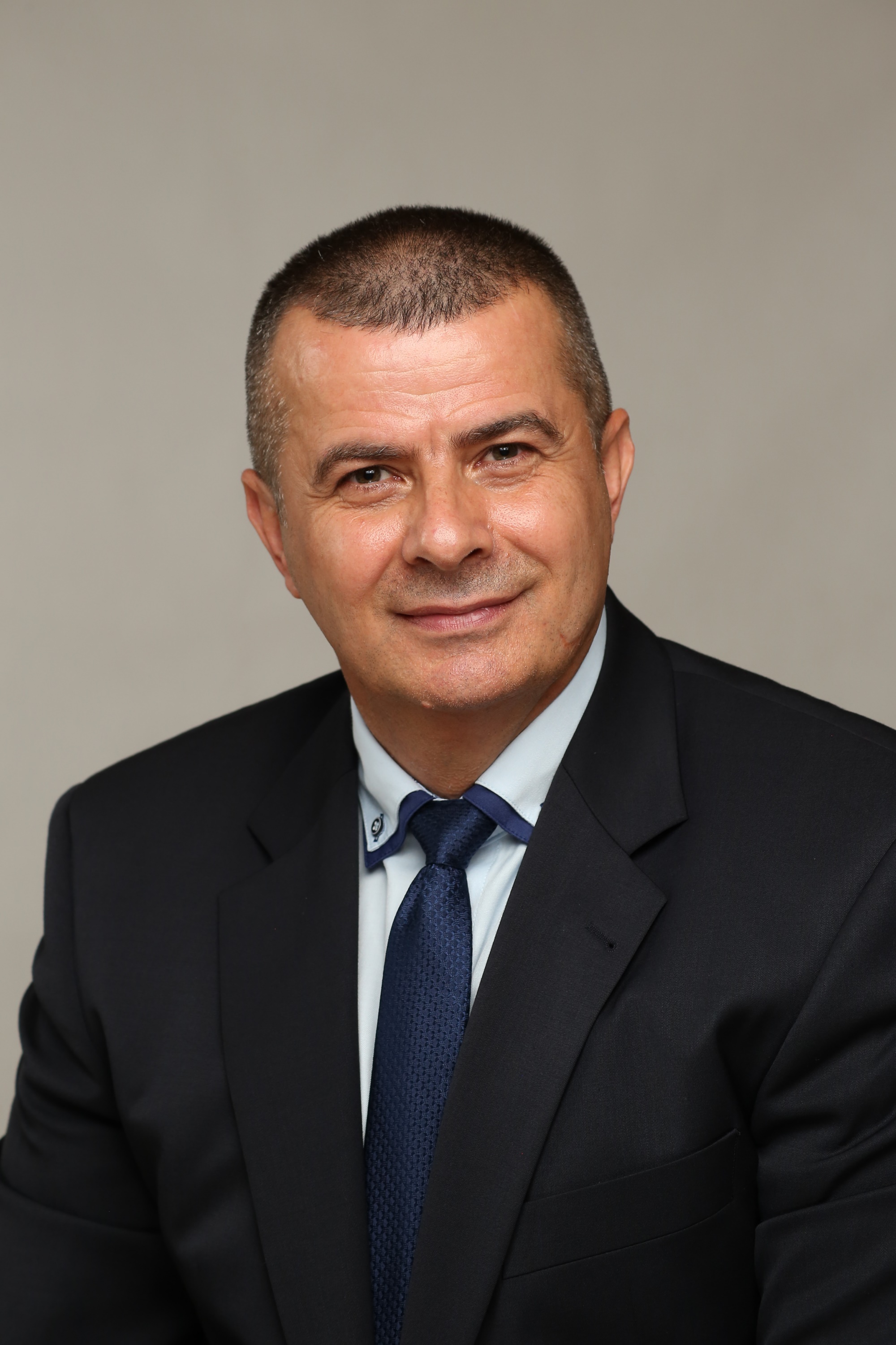 dr. Lengyel Róbert